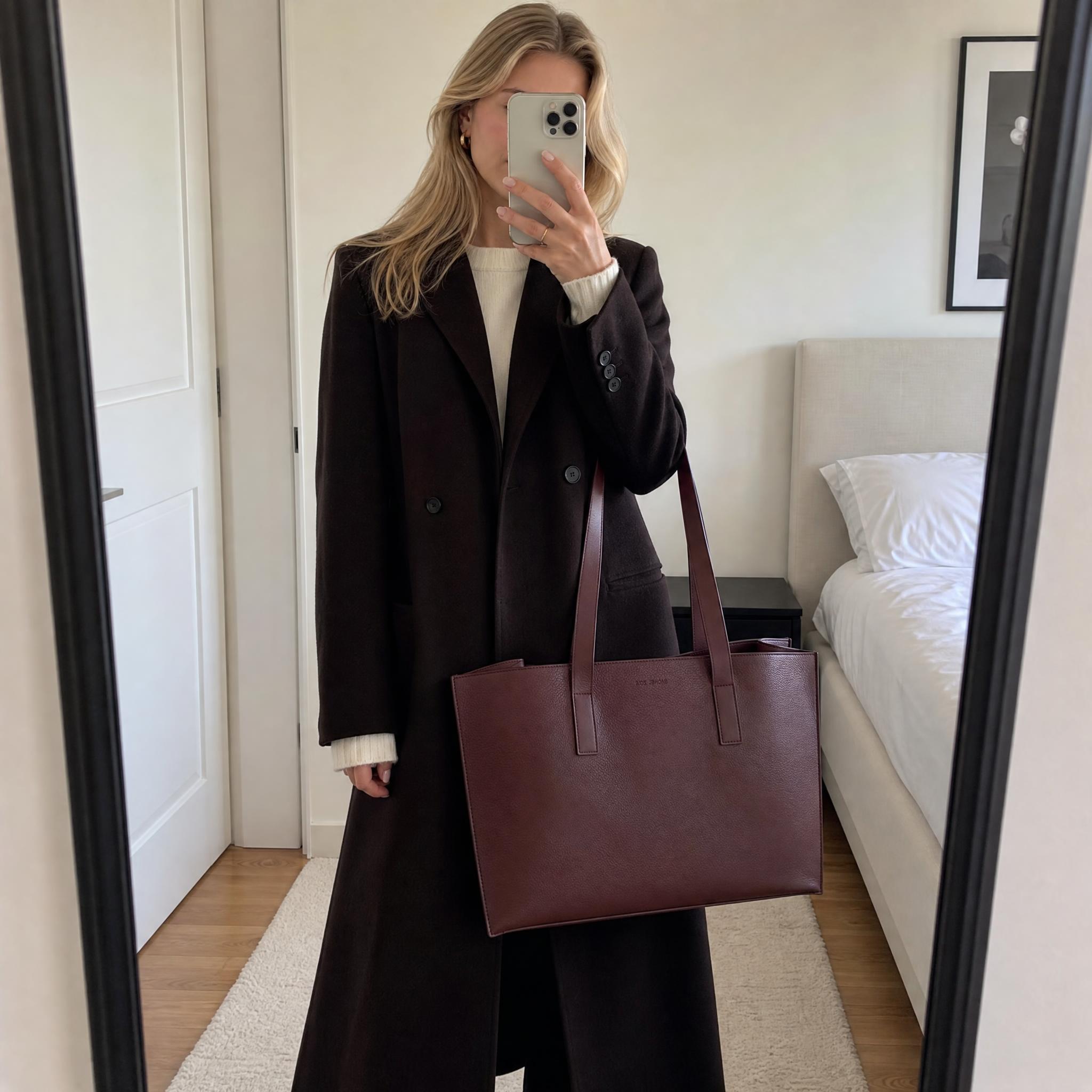 Rachel Zoe Burgundy Structured Tote Bag – Very Good