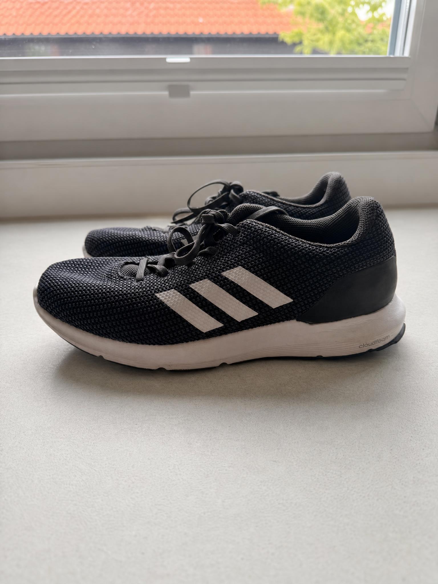 adidas Cloudfoam Black Running Trainers White Stripes Very Good