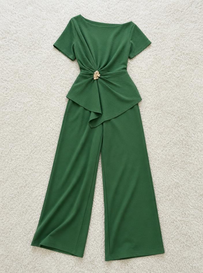 Emerald Green Wide-Leg Jumpsuit with Gold Waist Clasp