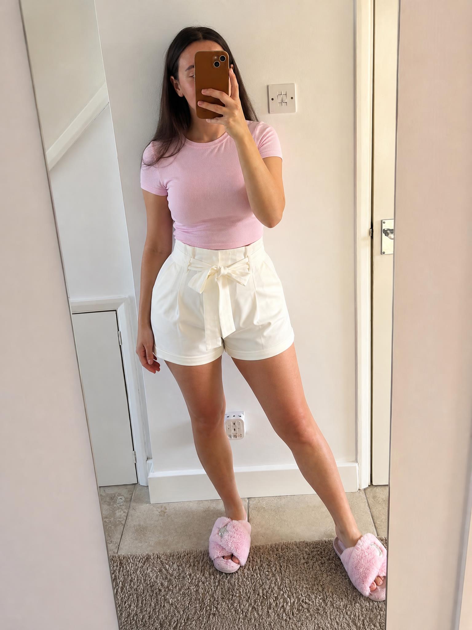 UNIQUE21 White Paperbag Tie Waist Shorts New With Tags
