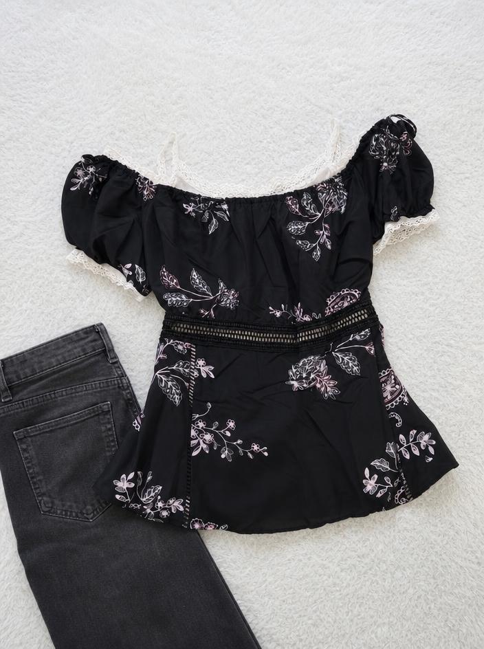 Black Floral Off-Shoulder Lace Trim Playsuit
