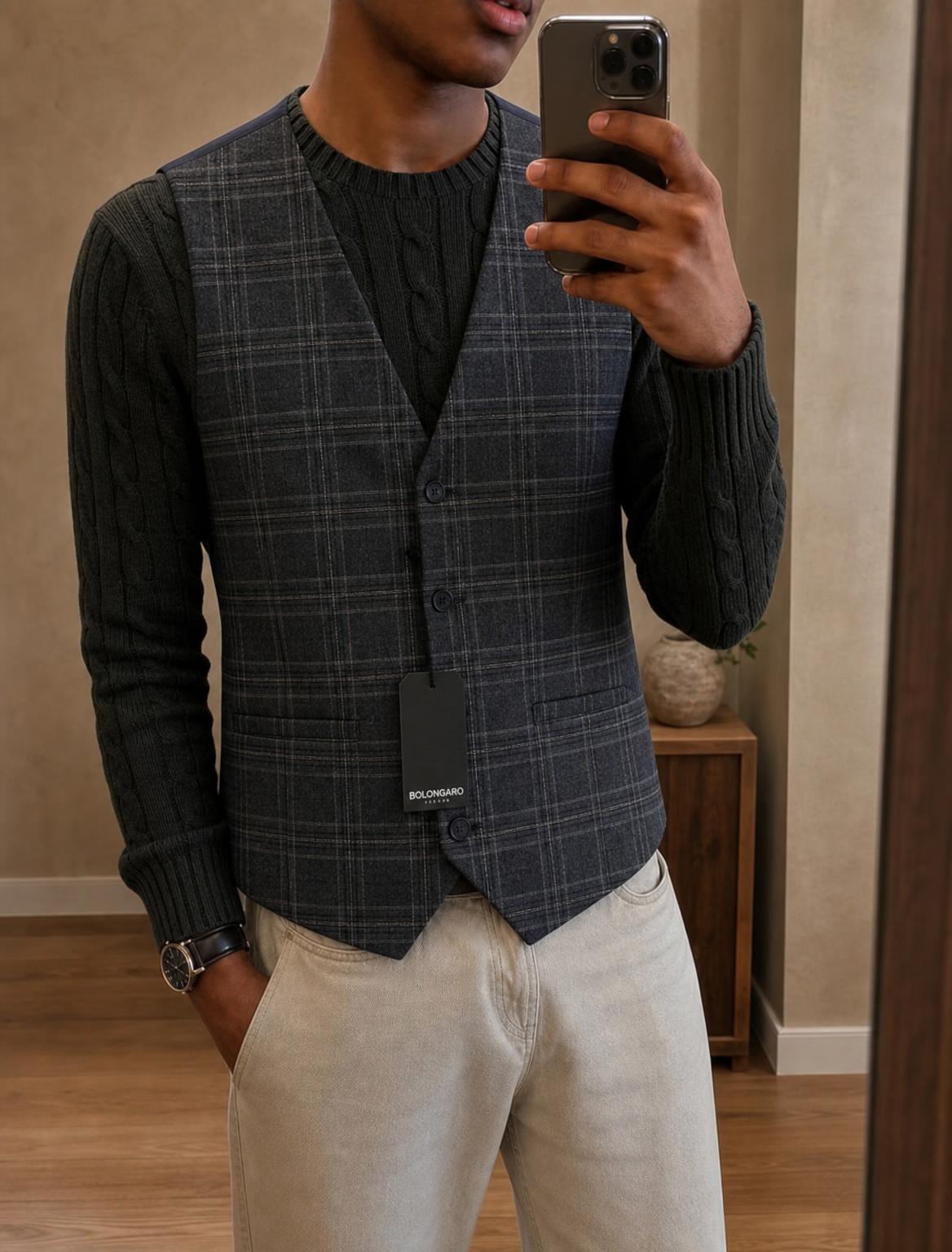 Bolongaro Men's Checked Waistcoat Size 36 New With Tags