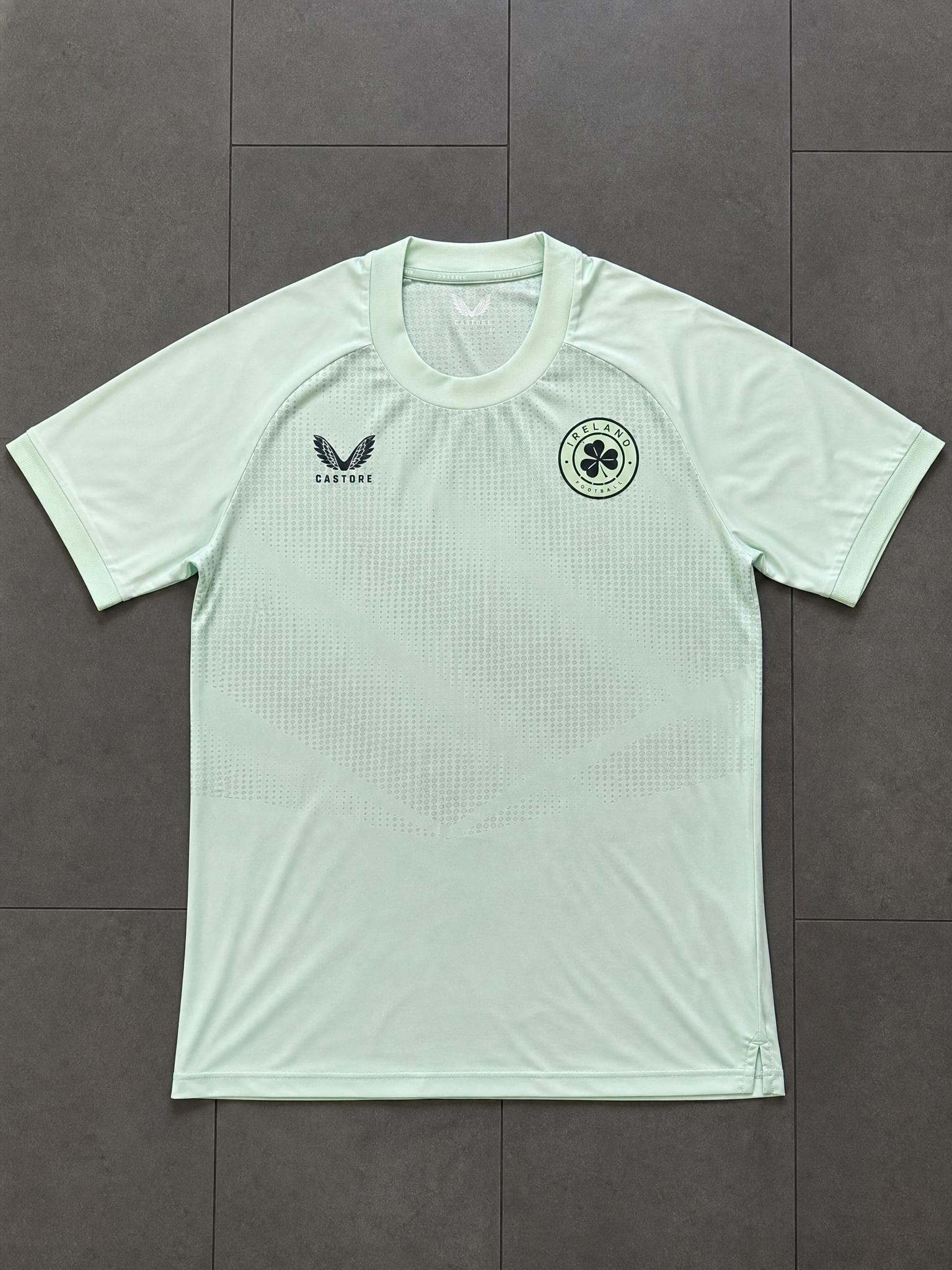 Castore Ireland Football Shirt Mint Green Short Sleeve