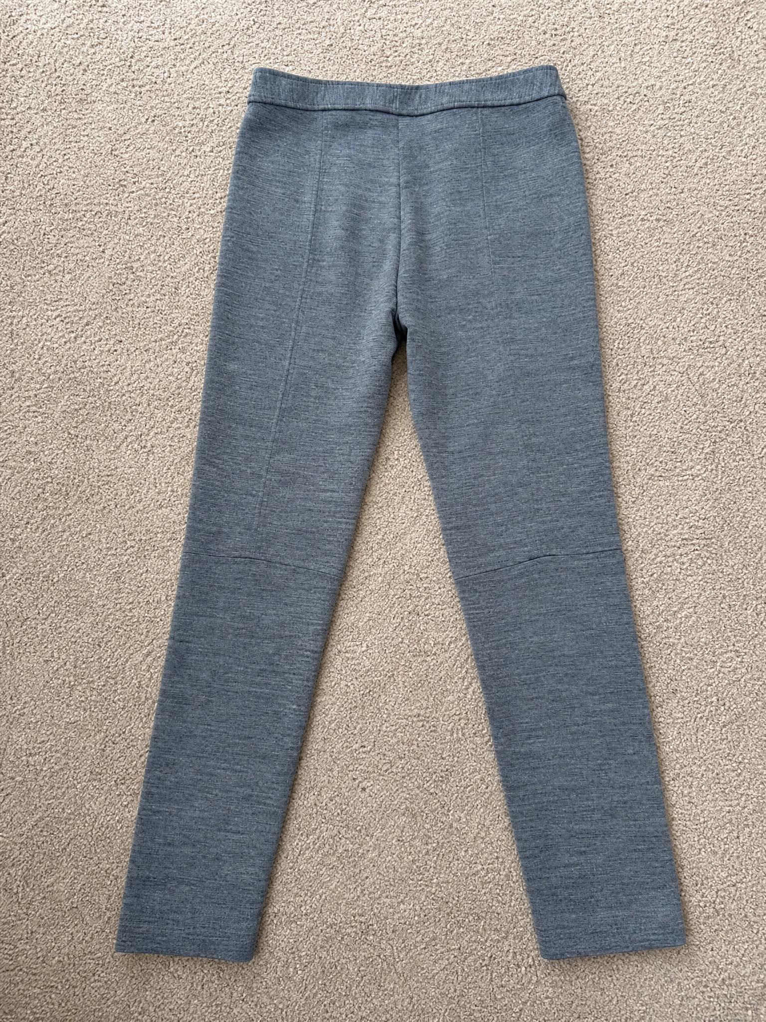 Grey Riding Leggings with Brown Knee Patches – Very Good