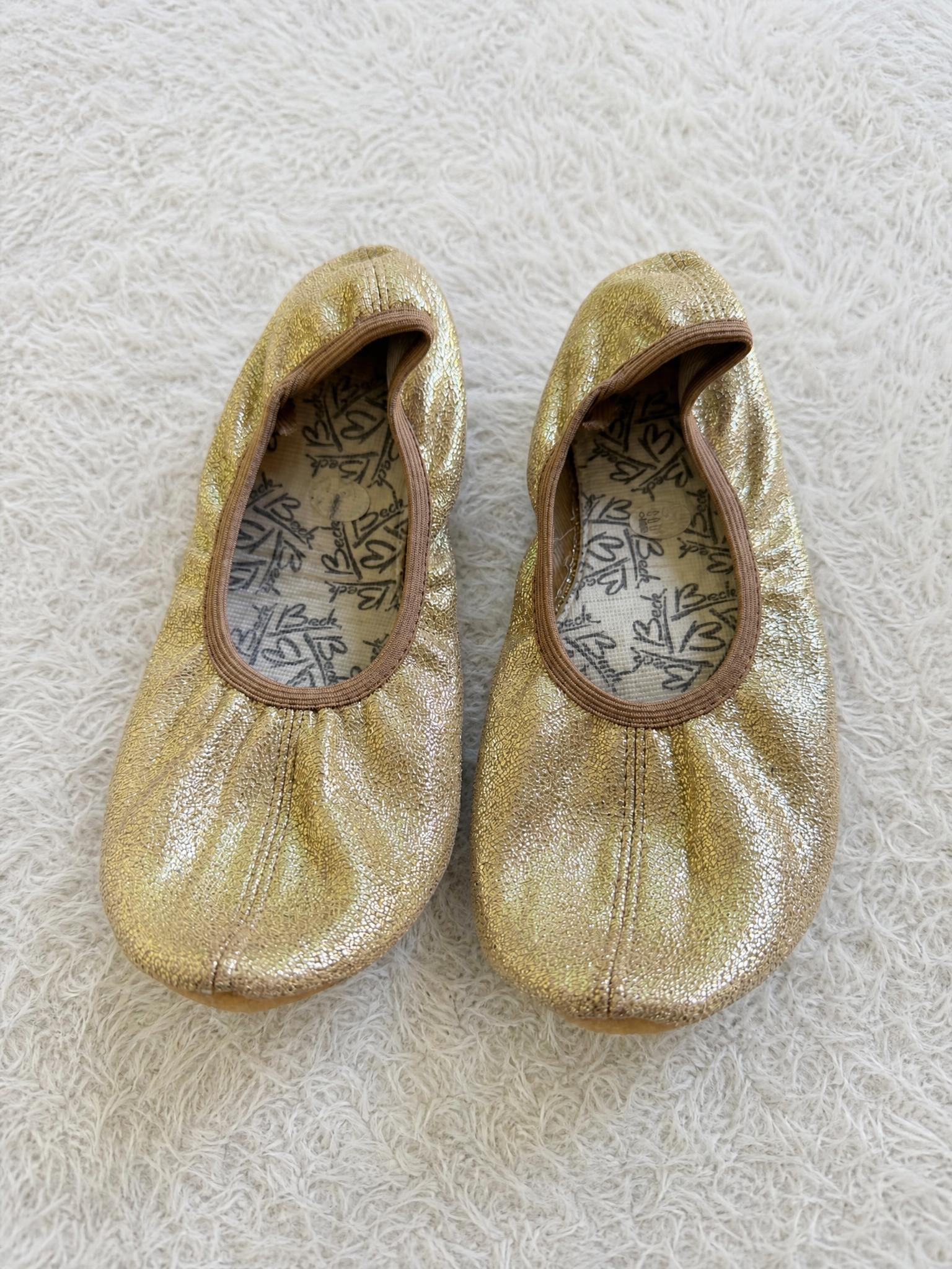 Beck metallic gold ballet flats with gathered toe detail