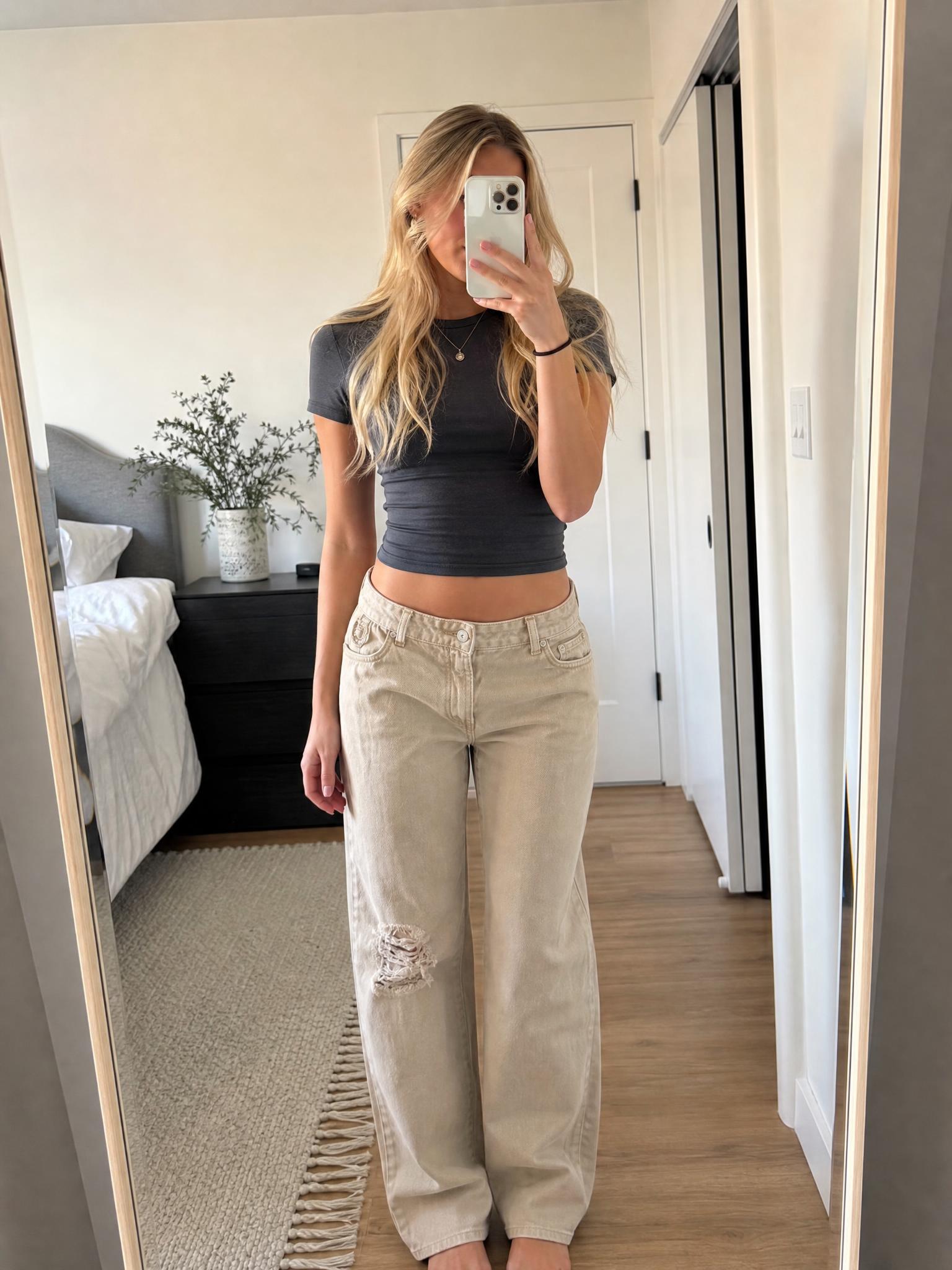 Kids beige distressed jeans with ripped knee