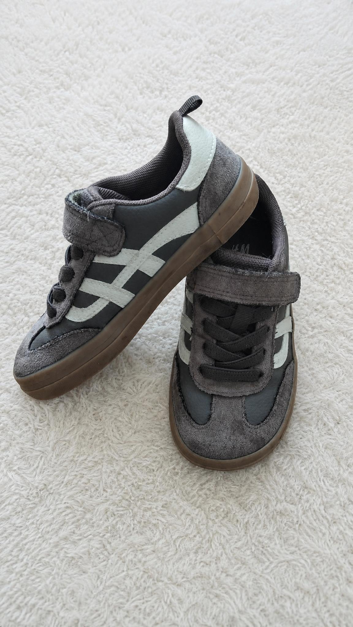 Kids' Grey Velcro Trainers with Gum Sole – Very Good