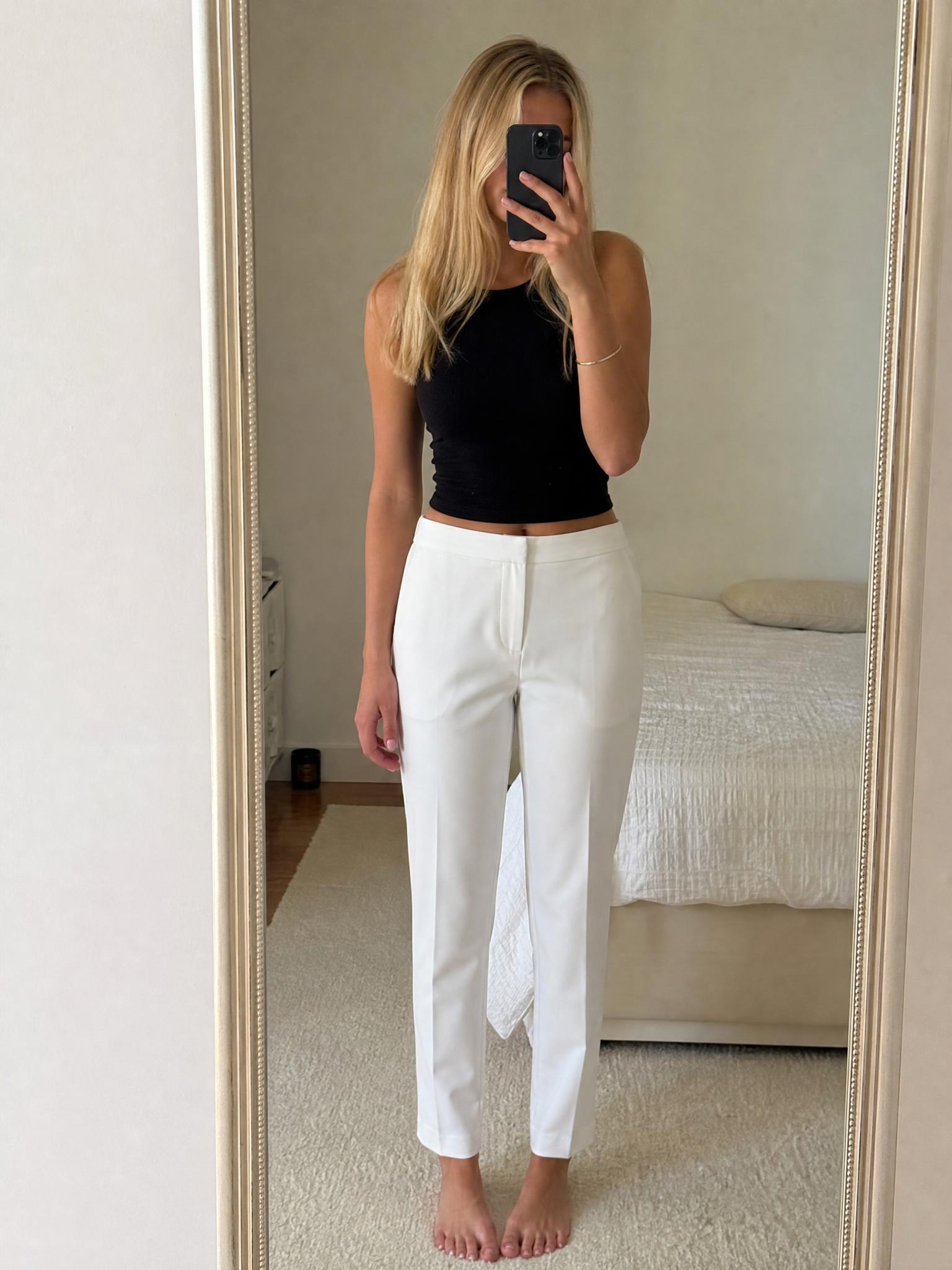 White tailored trousers with waistband detail – very good