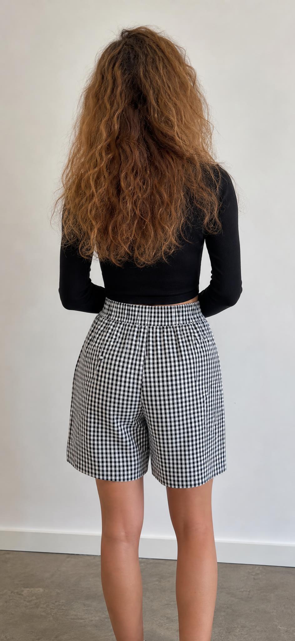 StreetHx Gingham High-Waisted Shorts – Black & White