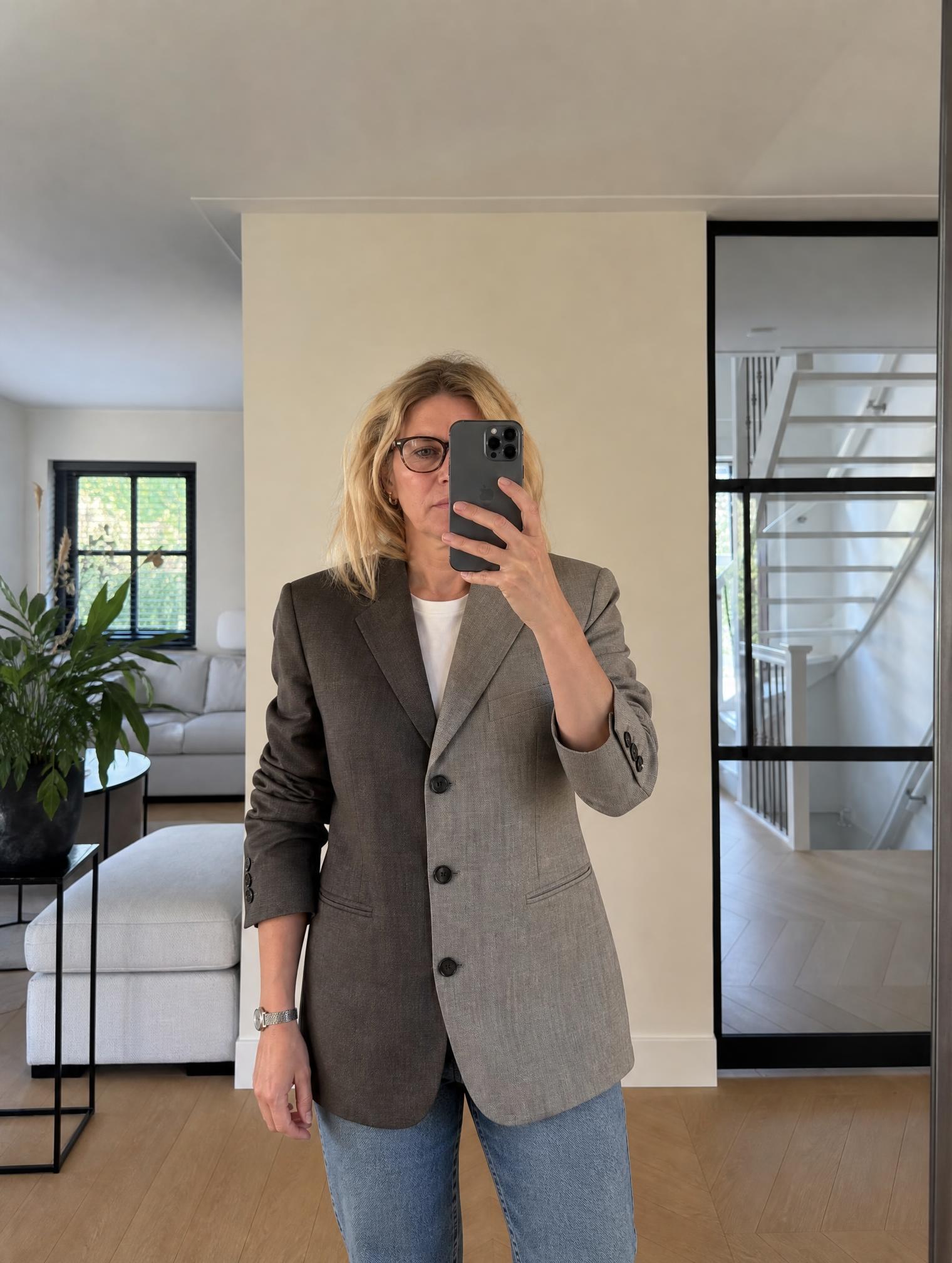 Grey tailored blazer with notched lapels – very good condition