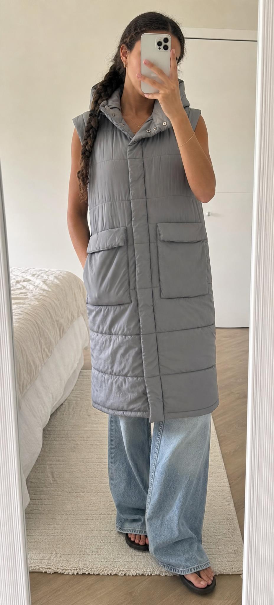 Long grey padded gilet with hood – very good condition