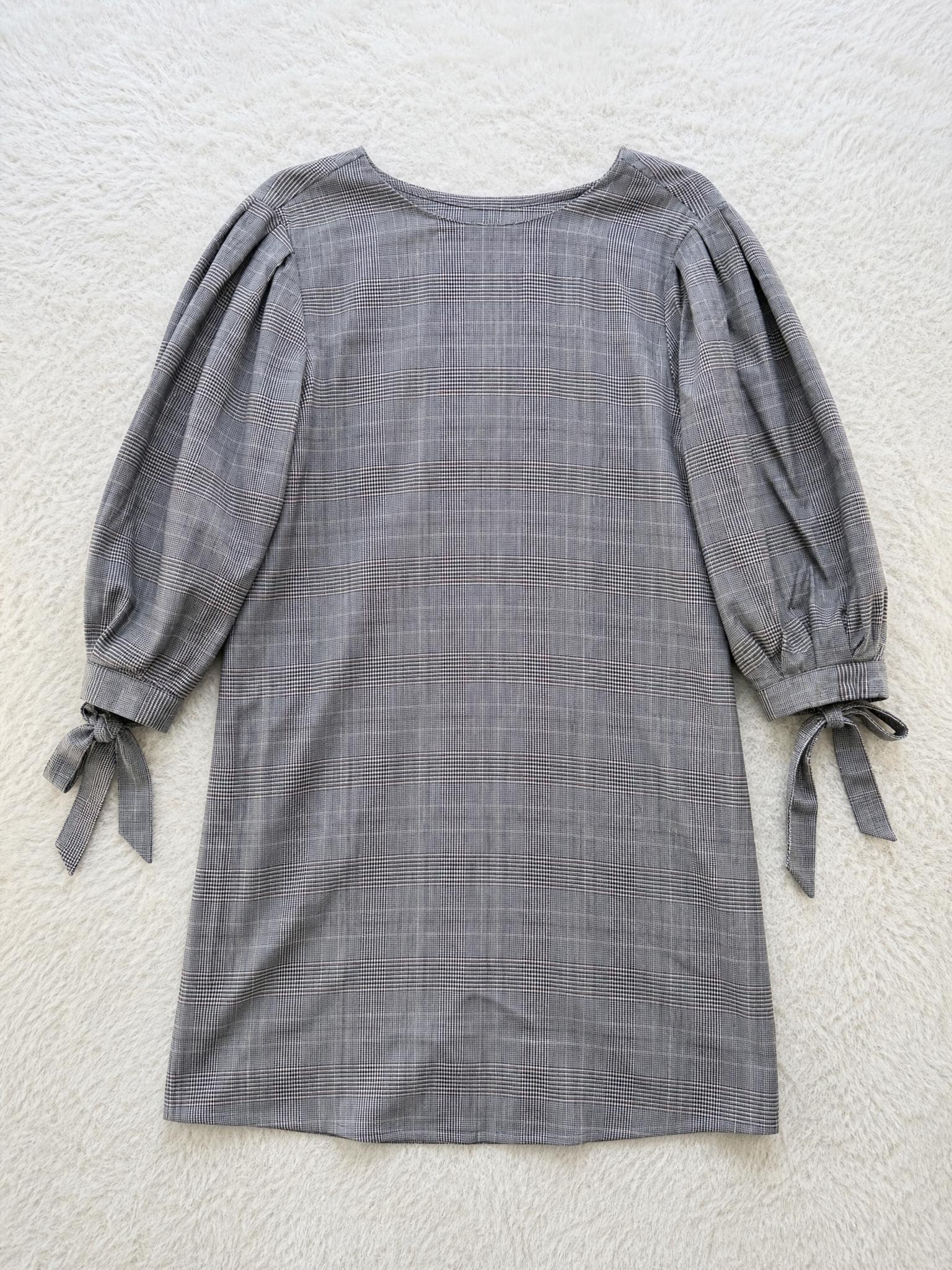 Grey Checked Tie-Waist Dress with Puff Sleeves