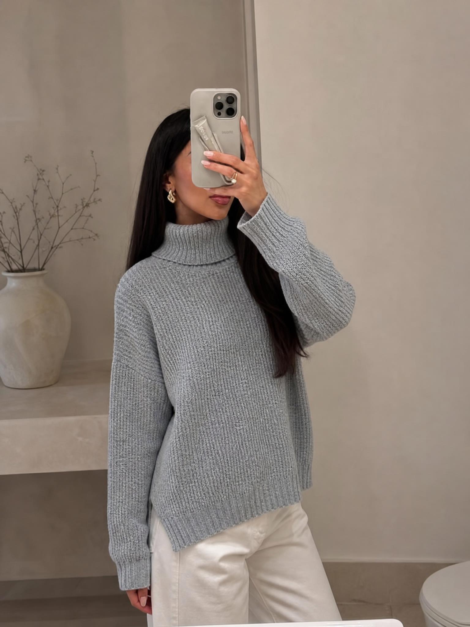 Grey chunky ribbed oversized roll-neck jumper