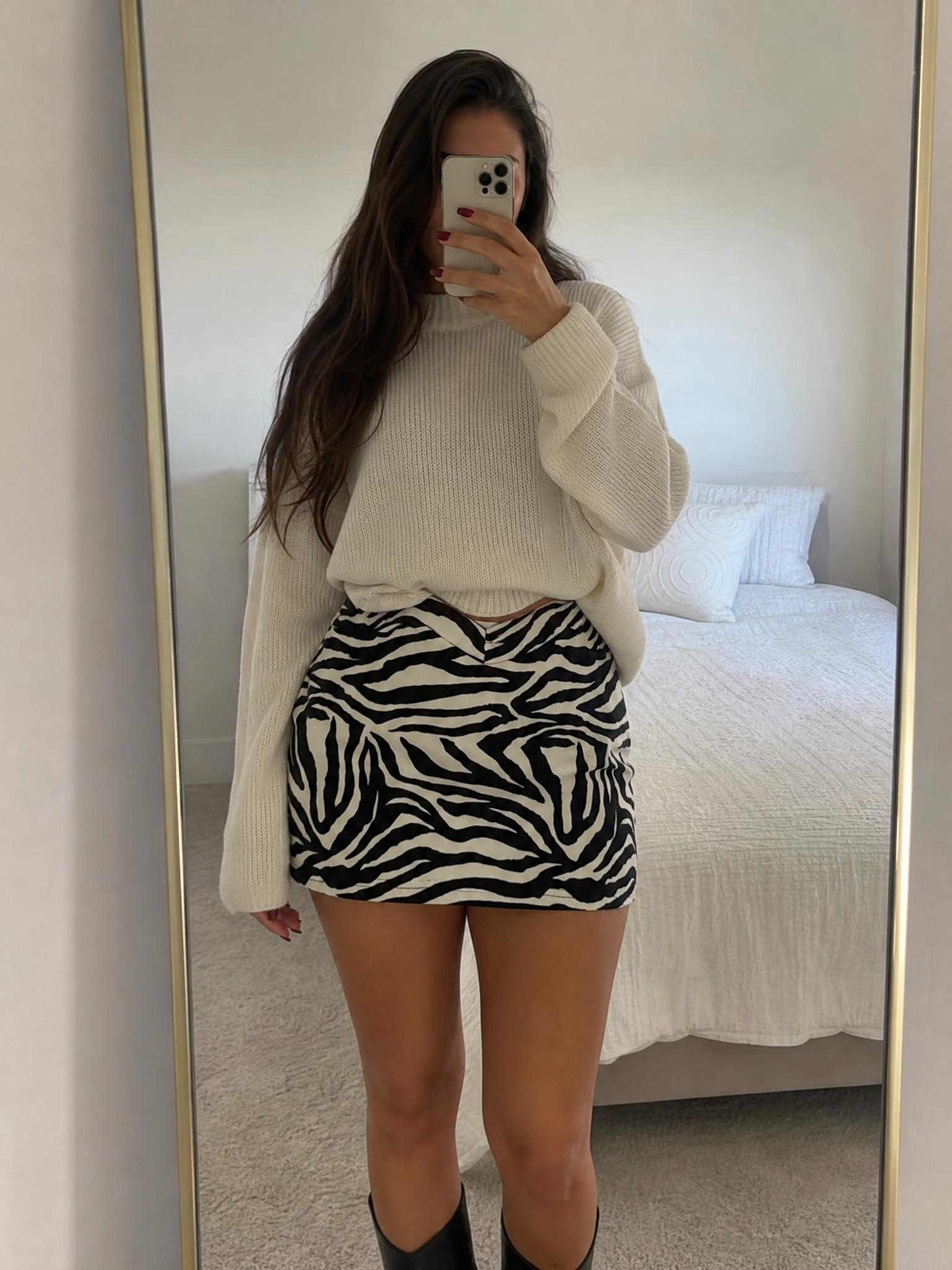 Kiwi & Co Abstract Zebra Print Mini Skirt BNWT