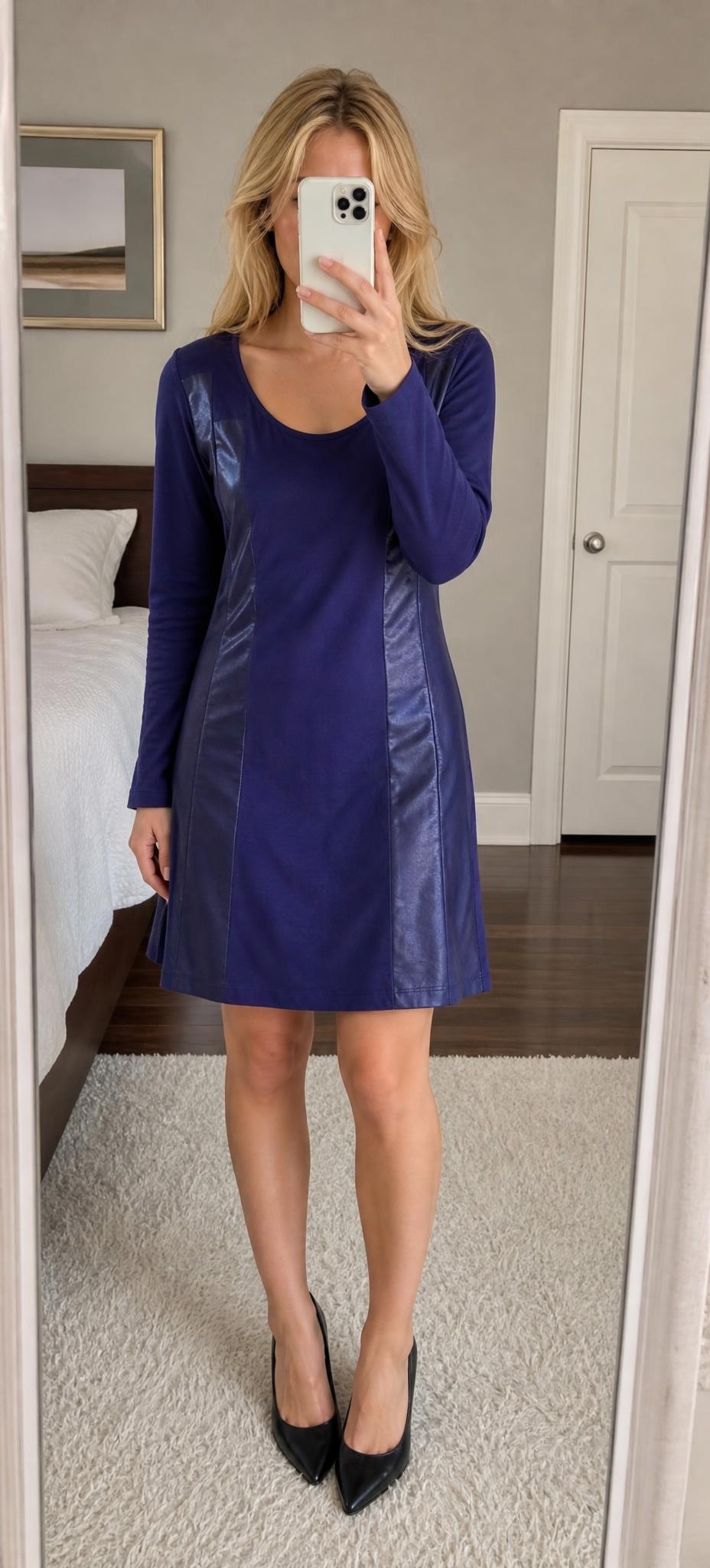Navy blue long-sleeve panelled shift dress