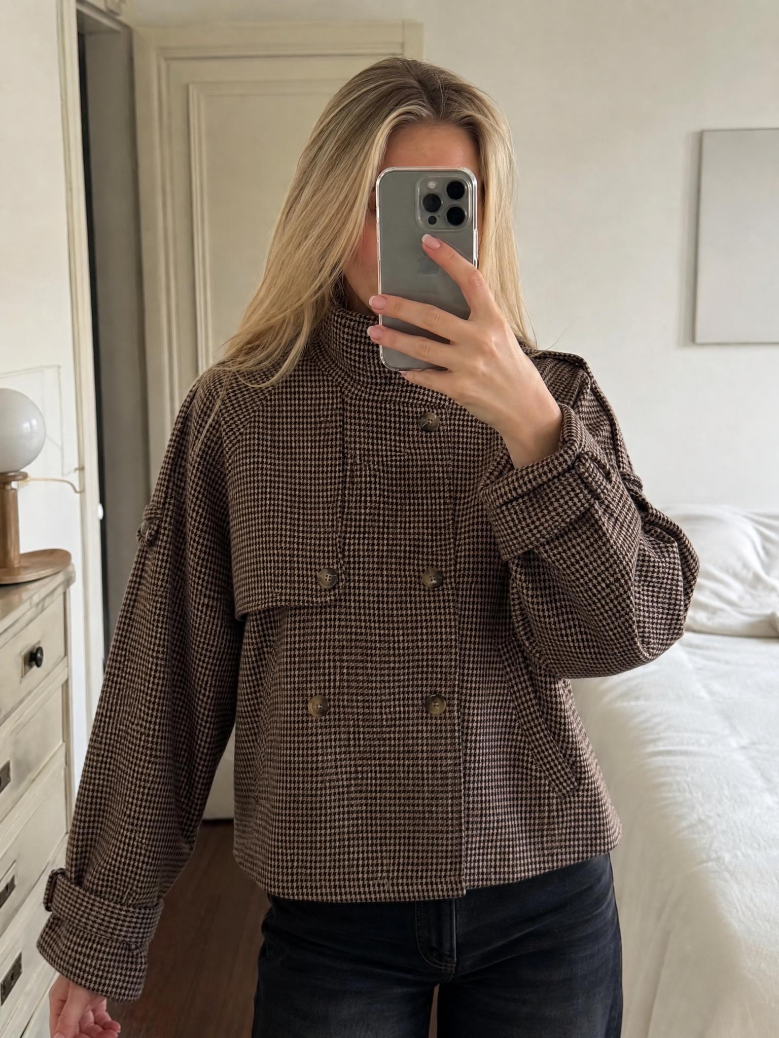 Houndstooth Double-Breasted Cropped Jacket with Buckle Cuffs