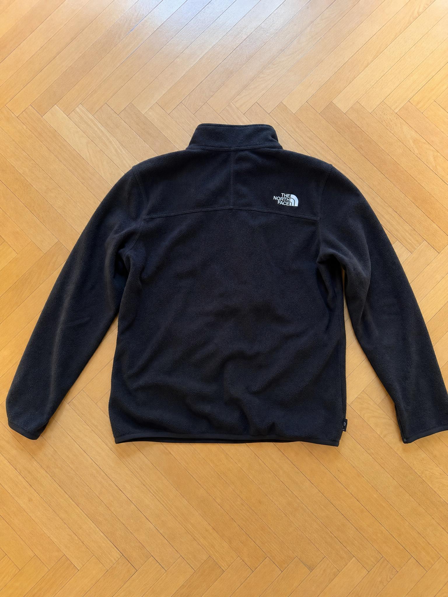 The North Face Black Fleece Jacket – Very Good Condition