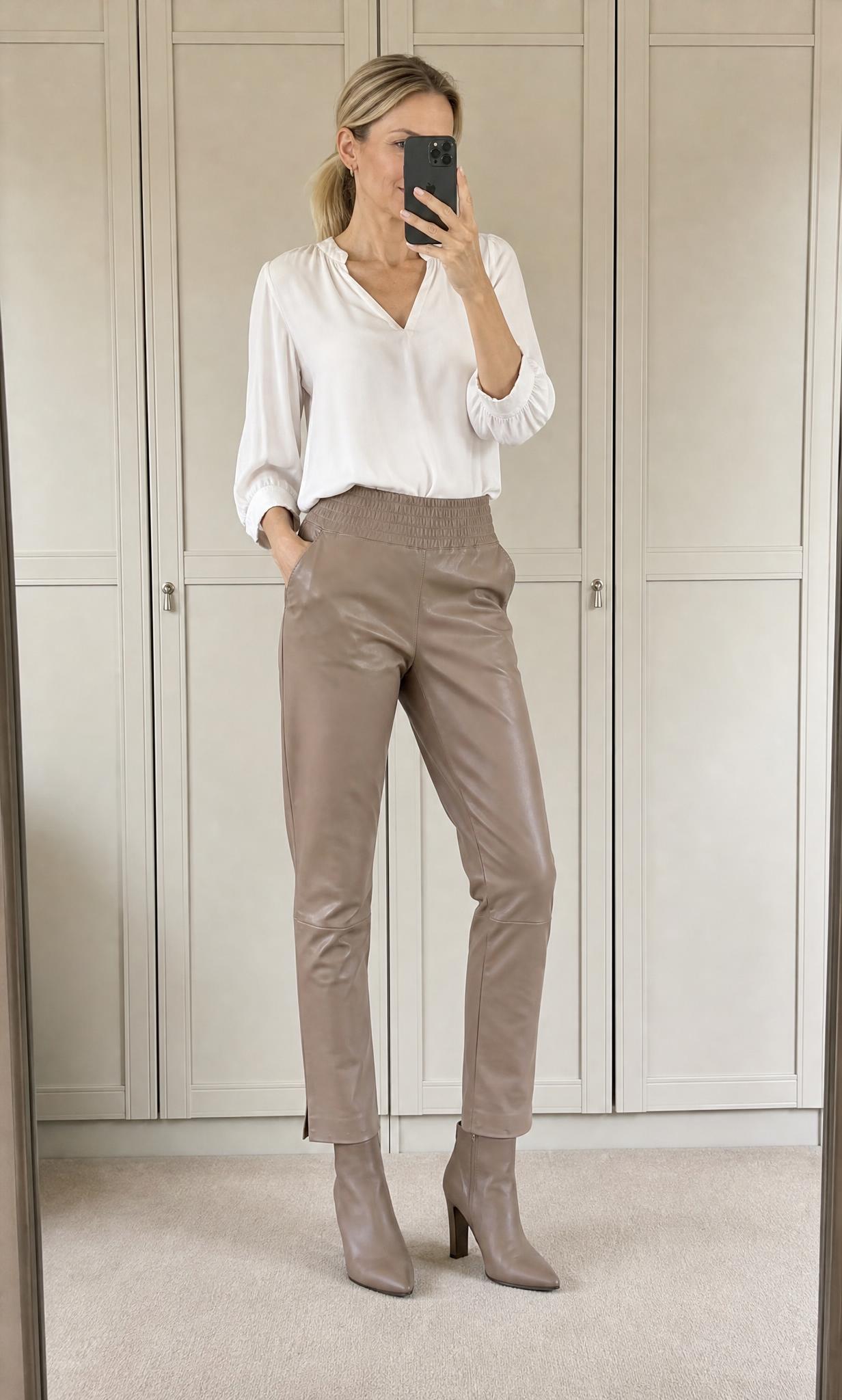 Taupe faux leather trousers with elastic waist, very good condition