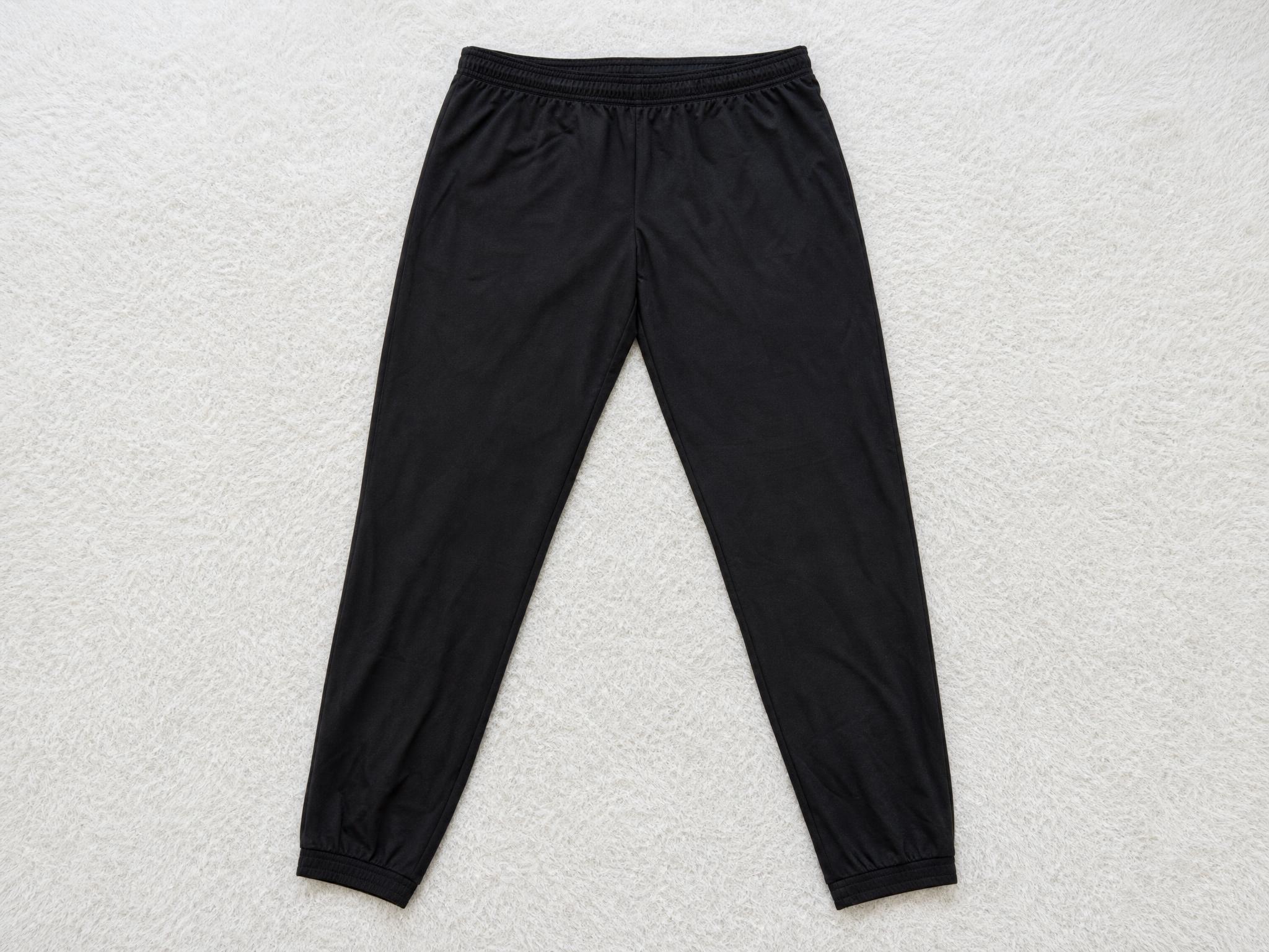Black athletic trousers with elastic waist – very good condition