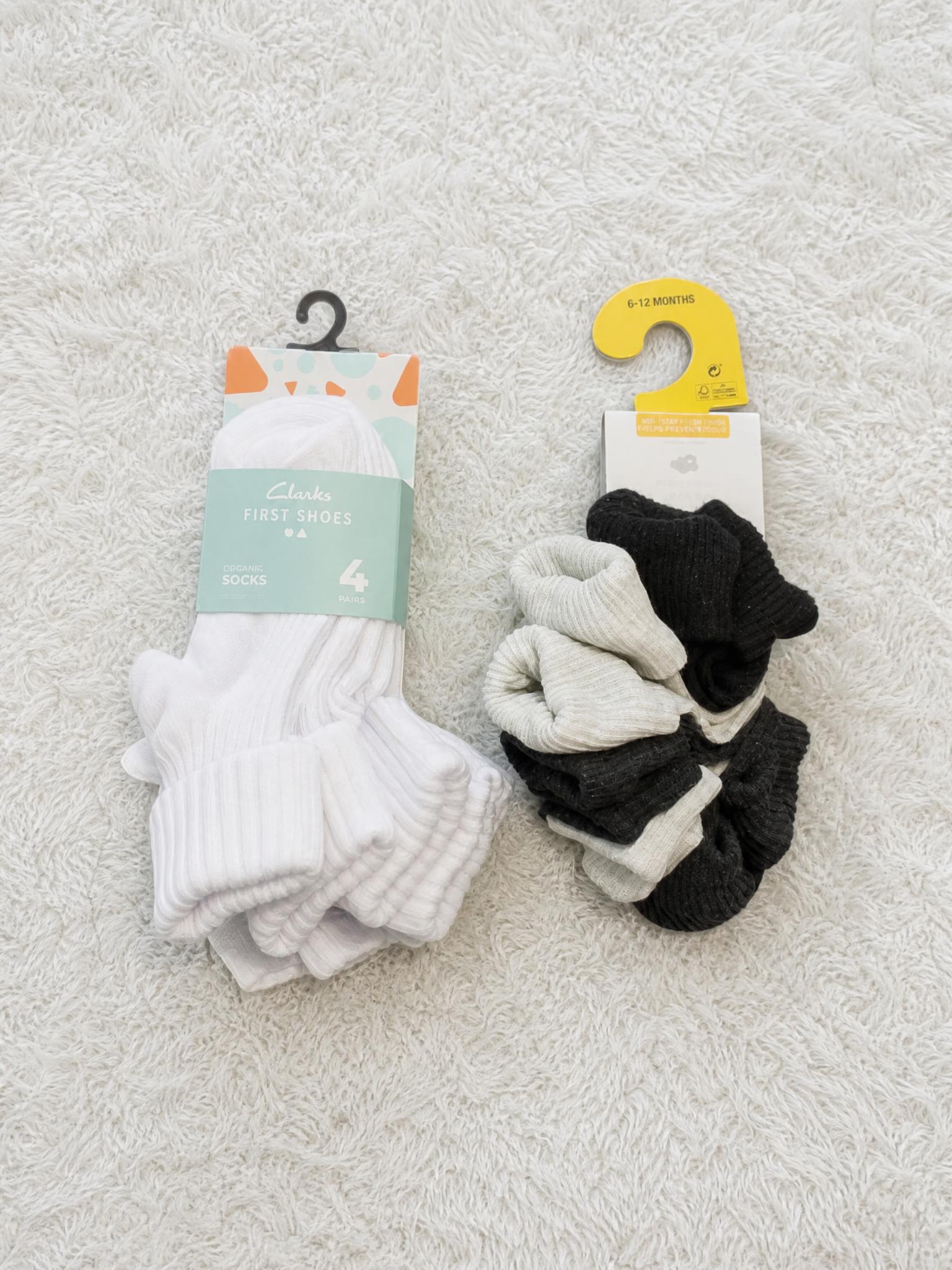 Clarks baby socks bundle, ribbed white black, 6–12 months, new