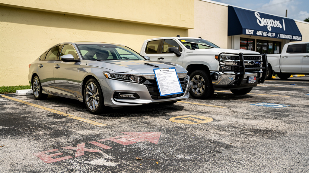Le chocaron por detrás en Florida: ¿la otra persona tiene la culpa automáticamente o no?