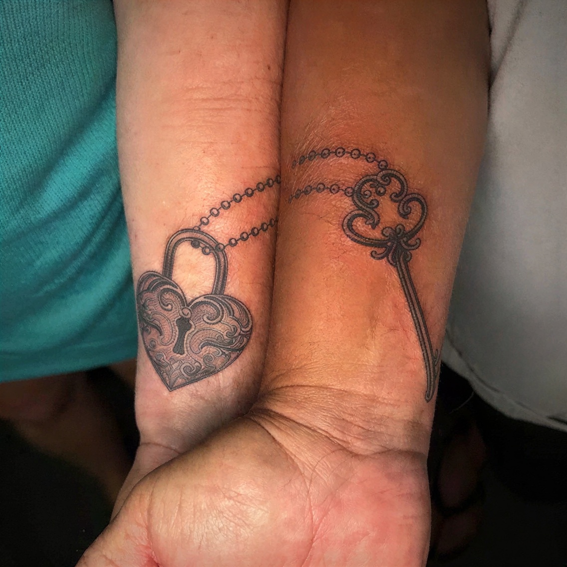 Lock and key to symbolize bond